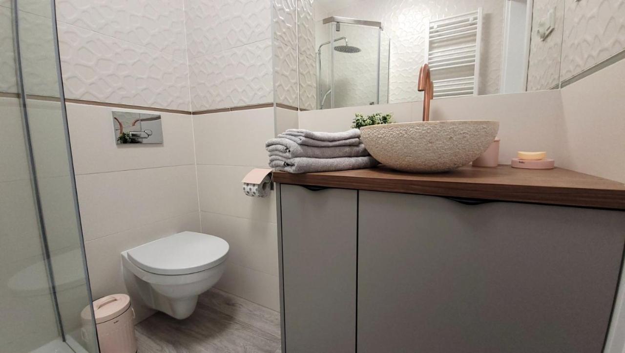 Polonia Apartments Lodz  Ngoại thất bức ảnh
